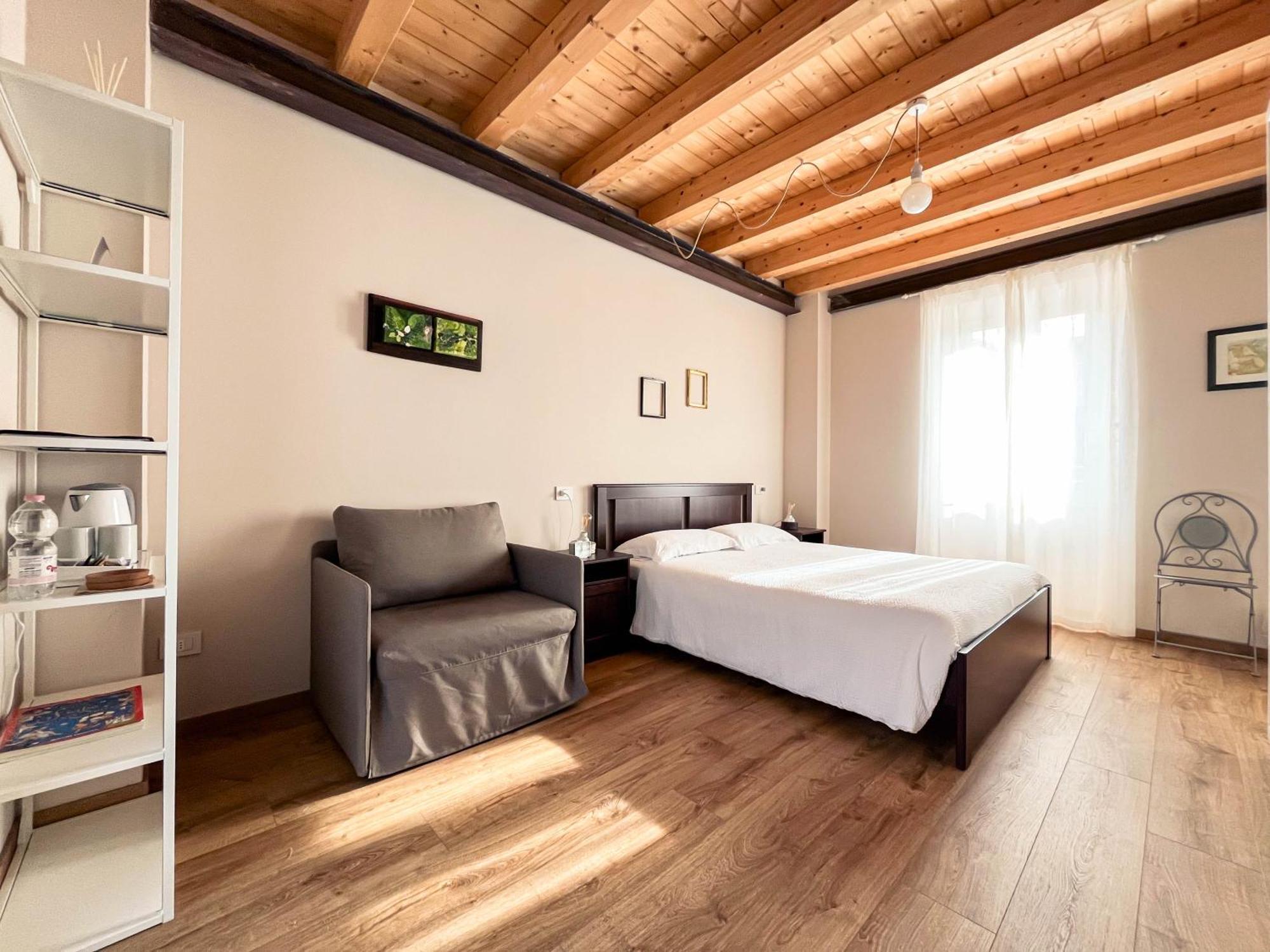 Riarel- Foresteria Lombarda Rodero Exterior foto